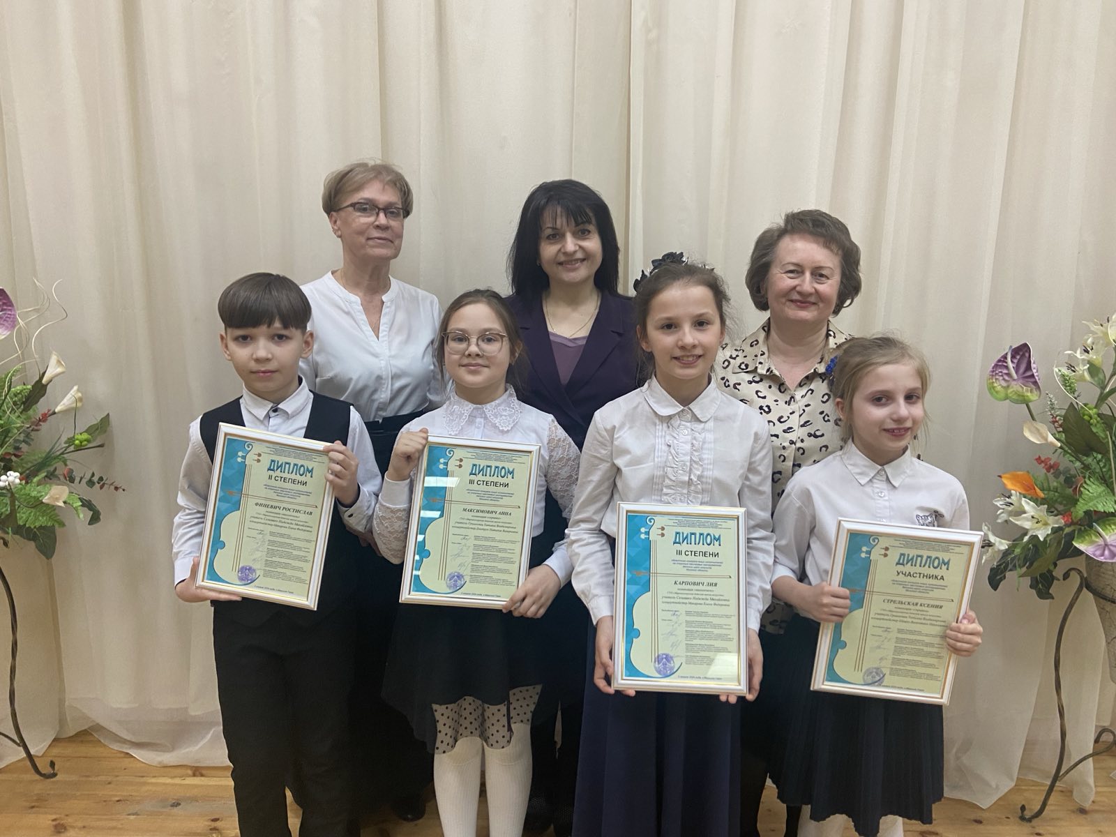 IMG-d12c0fd6251fcab5218c75d41f47594b-V (1)